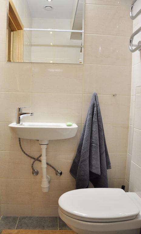 Bomb Shelter Apartment VNO Oda fotoğraf